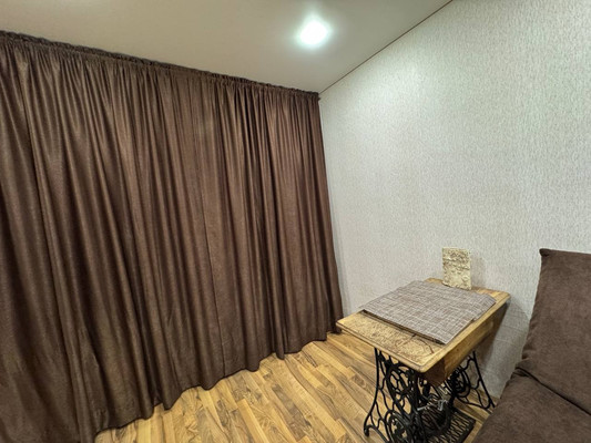 Продам двухкомнатную (2-комн.) квартиру, 70 лет Октября ул, 12, Стрехнино с