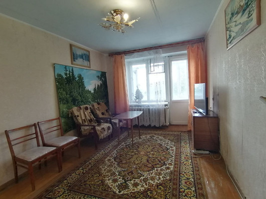 Продам двухкомнатную (2-комн.) квартиру, Рокоссовского ул, 20кб, Ишим г