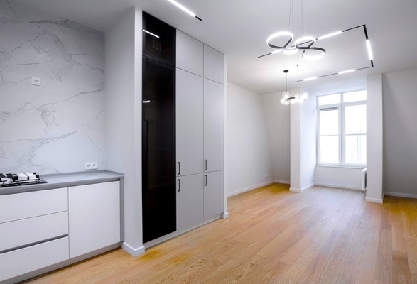 Продам двухкомнатную (2-комн.) квартиру, Октябрьская ул, 12к2, Калининград г