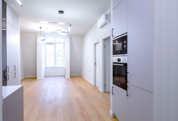 Продам двухкомнатную (2-комн.) квартиру, Октябрьская ул, 12к2, Калининград г