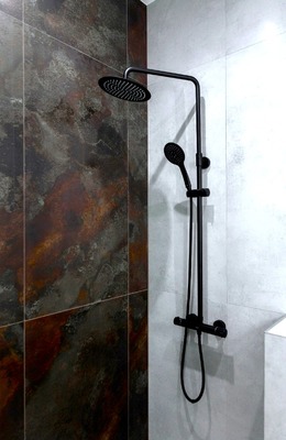 Продам двухкомнатную (2-комн.) квартиру, Октябрьская ул, 12к2, Калининград г