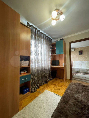 Продам многокомнатную квартиру, Димитрова ул, 23, Майкоп г