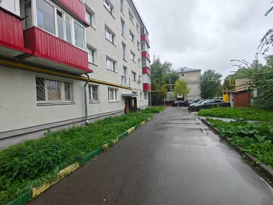 Продам комнату в 5-комн. квартире, Роторная ул, 11, Казань г