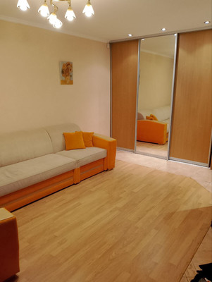 Продам трехкомнатную (3-комн.) квартиру, Николая Ершова ул, 55кБ, Казань г