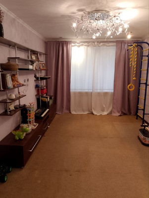 Продам трехкомнатную (3-комн.) квартиру, Николая Ершова ул, 55кБ, Казань г