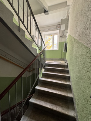 Продам трехкомнатную (3-комн.) квартиру, Николая Ершова ул, 55кБ, Казань г