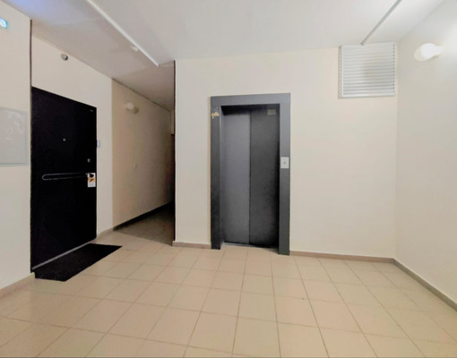 Продам трехкомнатную (3-комн.) квартиру, Южная ул, 13, Новороссийск г