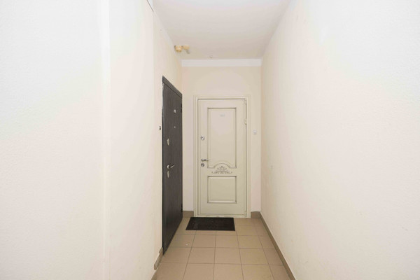 Продам трехкомнатную (3-комн.) квартиру, им. 70-летия Октября ул, 17, Краснодар г