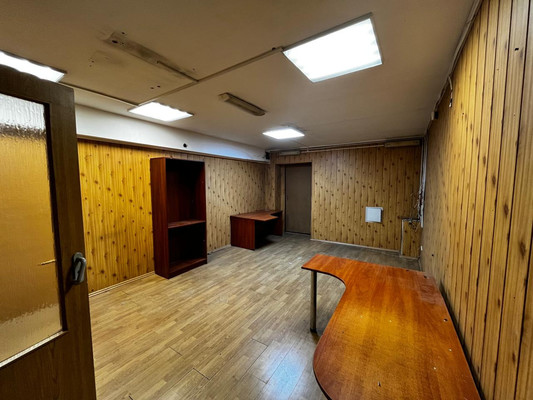 Сдам коммерческое помещение 89,9 м2, Береговая ул, 40, Калининград г