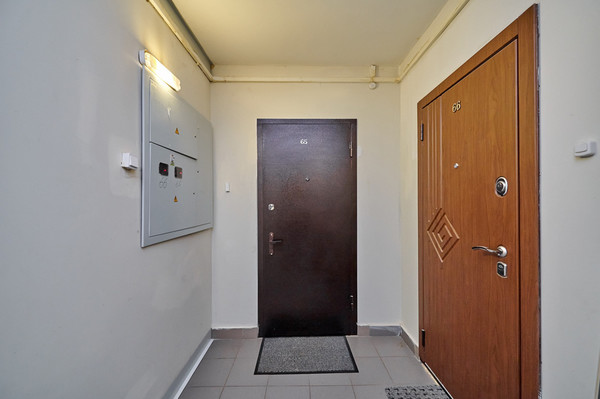 Продам двухкомнатную (2-комн.) квартиру, Высотная ул, 3, Домодедово с