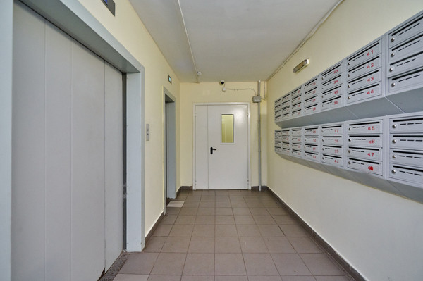 Продам двухкомнатную (2-комн.) квартиру, Высотная ул, 3, Домодедово с