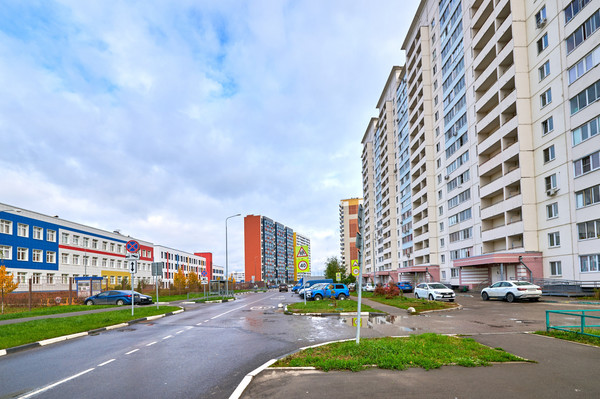 Продам двухкомнатную (2-комн.) квартиру, Высотная ул, 3, Домодедово с