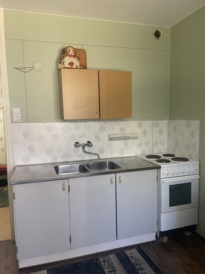 Продам двухкомнатную (2-комн.) квартиру, Интернациональная ул, 4, Костомукша г