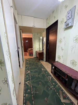 Продам двухкомнатную (2-комн.) квартиру, Интернациональная ул, 4, Костомукша г