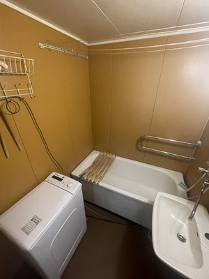 Продам двухкомнатную (2-комн.) квартиру, Интернациональная ул, 4, Костомукша г