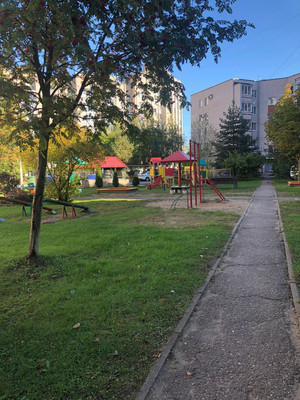 Продам трехкомнатную (3-комн.) квартиру, Большая Московская ул, 59, Великий Новгород г