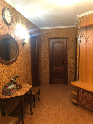 Продам трехкомнатную (3-комн.) квартиру, Большая Московская ул, 59, Великий Новгород г