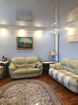 Продам трехкомнатную (3-комн.) квартиру, Большая Московская ул, 59, Великий Новгород г