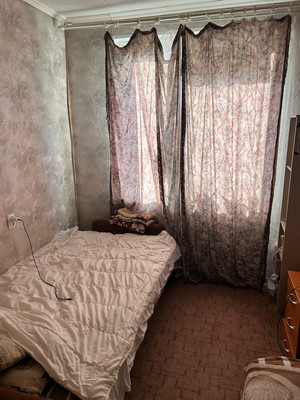 Продам комнату в 2-комн. квартире, Красного Маяка ул, 19к1, Москва г