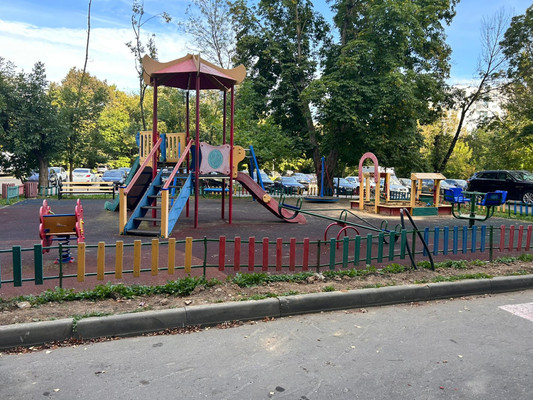 Продам комнату в 2-комн. квартире, Красного Маяка ул, 19к1, Москва г
