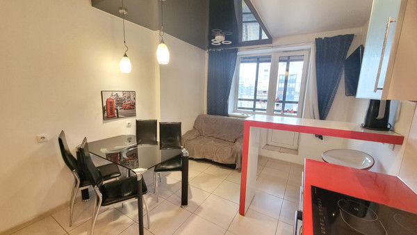 Продам двухкомнатную (2-комн.) квартиру, Фёдора Абрамова ул, 4А, Парголово п