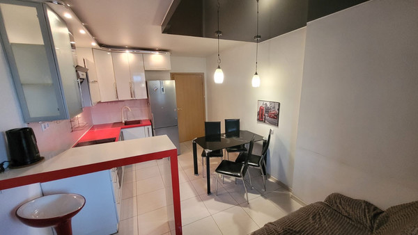 Продам двухкомнатную (2-комн.) квартиру, Фёдора Абрамова ул, 4А, Парголово п