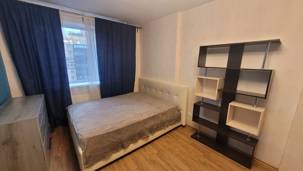 Продам двухкомнатную (2-комн.) квартиру, Фёдора Абрамова ул, 4А, Парголово п