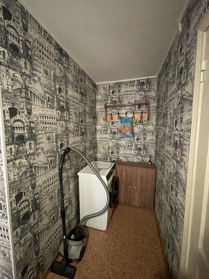 Продам однокомнатную (1-комн.) квартиру, Севастопольская ул, 116, Симферополь г