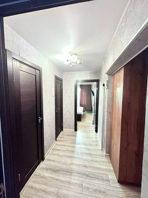 Продам трехкомнатную (3-комн.) квартиру, Школьная ул, 87, Видное г