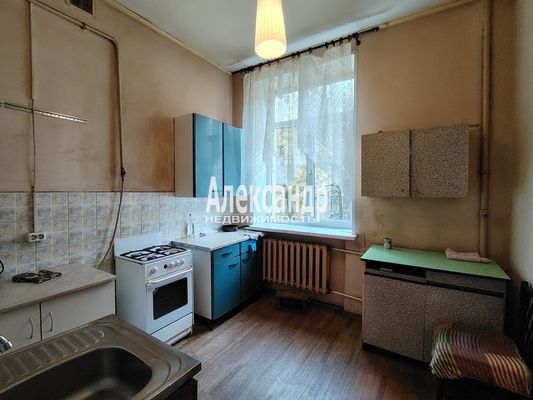 Продам комнату в 4-комн. квартире, Стачек пр-кт, 34к1, Санкт-Петербург г