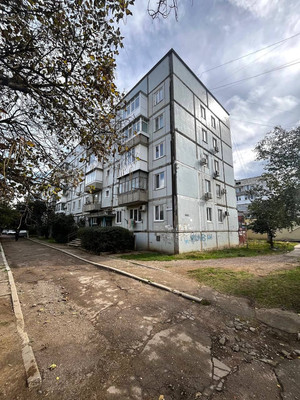 Продам двухкомнатную (2-комн.) квартиру, Севастопольская ул, 14, Новофедоровка пгт