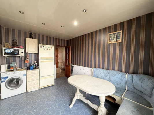 Продам трехкомнатную (3-комн.) квартиру, Карла Либкнехта ул, 83, Йошкар-Ола г