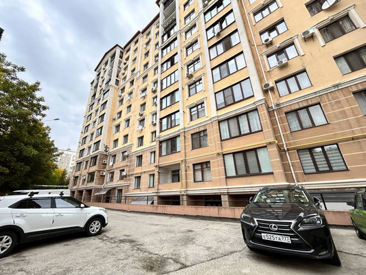 Продам двухкомнатную (2-комн.) квартиру, Ковыльная ул, 86, Симферополь г