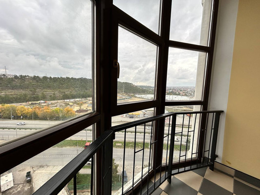 Продам двухкомнатную (2-комн.) квартиру, Ковыльная ул, 86, Симферополь г