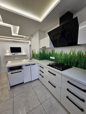 Сдам трехкомнатную (3-комн.) квартиру, Симферопольская ул, 30к2, Краснодар г