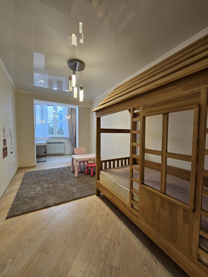 Сдам трехкомнатную (3-комн.) квартиру, Симферопольская ул, 30к2, Краснодар г