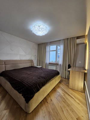 Сдам трехкомнатную (3-комн.) квартиру, Симферопольская ул, 30к2, Краснодар г