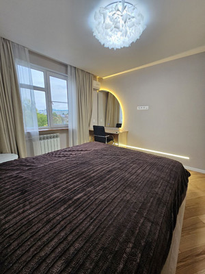 Сдам трехкомнатную (3-комн.) квартиру, Симферопольская ул, 30к2, Краснодар г