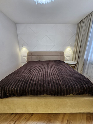 Сдам трехкомнатную (3-комн.) квартиру, Симферопольская ул, 30к2, Краснодар г