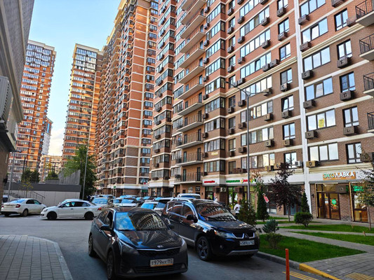 Продам однокомнатную (1-комн.) квартиру, им. Героя Пешкова ул, 14к2, Краснодар г