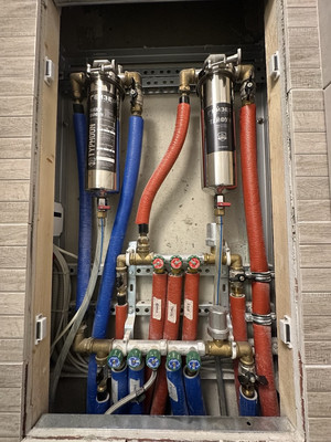 Продам однокомнатную (1-комн.) квартиру, Парковая ул, 8, Сабурово д