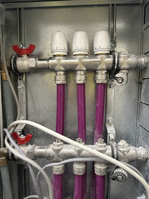 Продам однокомнатную (1-комн.) квартиру, Парковая ул, 8, Сабурово д