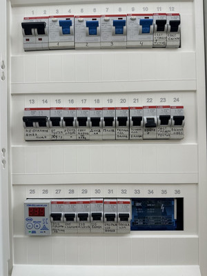 Продам однокомнатную (1-комн.) квартиру, Парковая ул, 8, Сабурово д