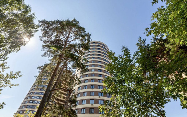 Продам однокомнатную (1-комн.) квартиру, Парковая ул, 8, Сабурово д