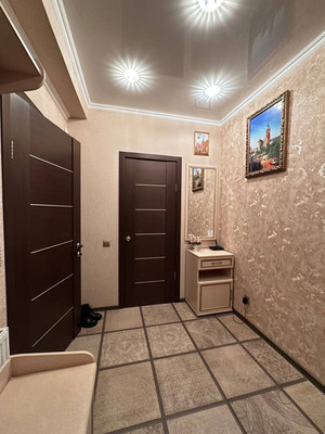 Продам однокомнатную (1-комн.) квартиру, Имени Ю. Гагарина парк, 16кБ, Калининград г