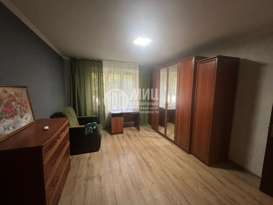 Продам однокомнатную (1-комн.) квартиру, Измайловский б-р, 77, Москва г