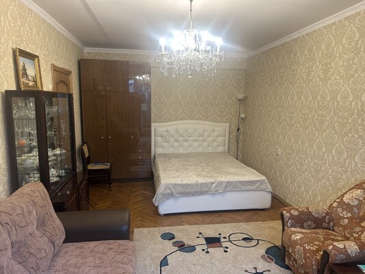Продам однокомнатную (1-комн.) квартиру, Степана Супруна ул, 12к3, Москва г