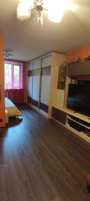 Продам трехкомнатную (3-комн.) квартиру, Салтыковская ул, 7к1, Москва г