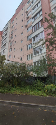 Продам трехкомнатную (3-комн.) квартиру, Салтыковская ул, 7к1, Москва г