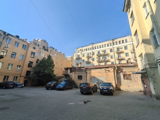 Продам многокомнатную квартиру, 7-я Советская ул, 10-12, Санкт-Петербург г